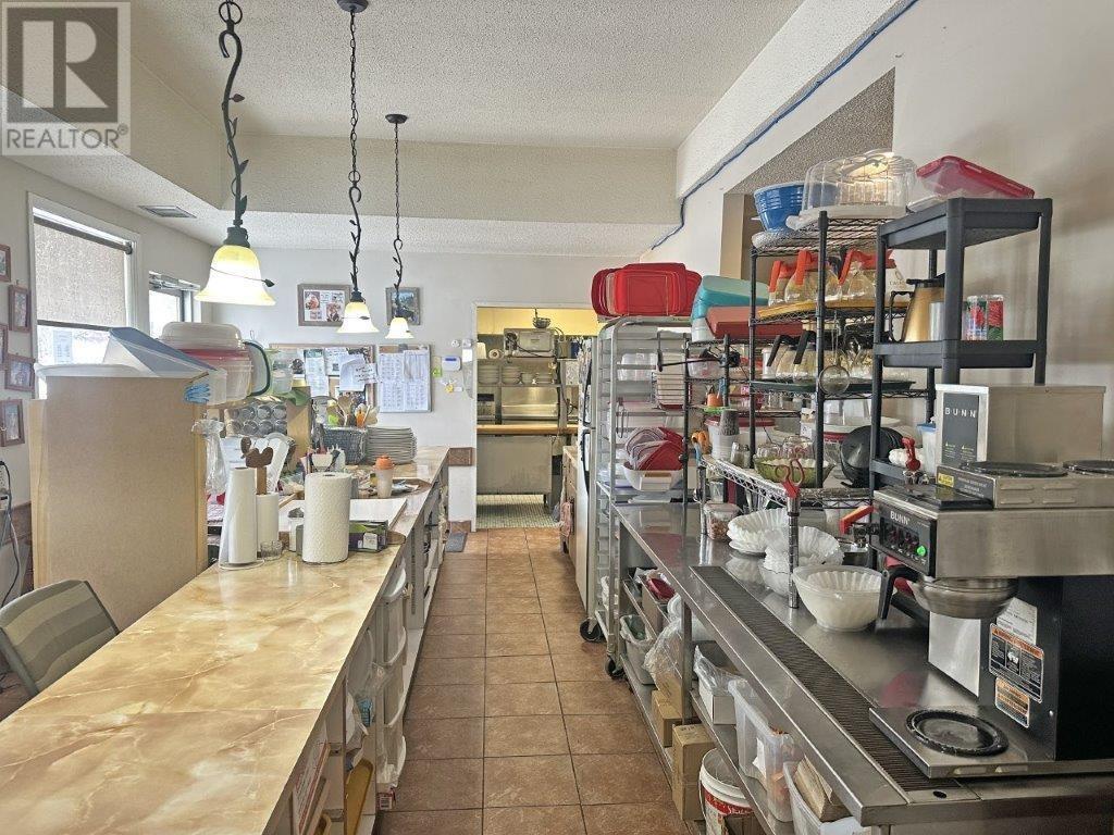 376 Lisgar Street Property Photo 31
