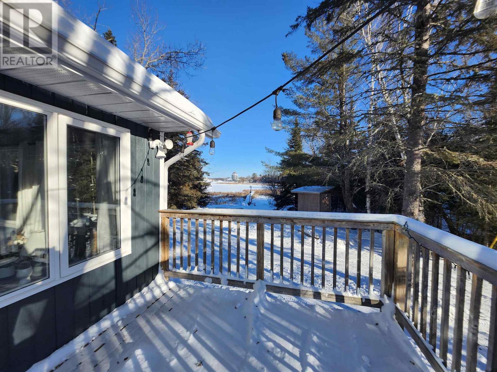 32 Beach Street Property Photo 3