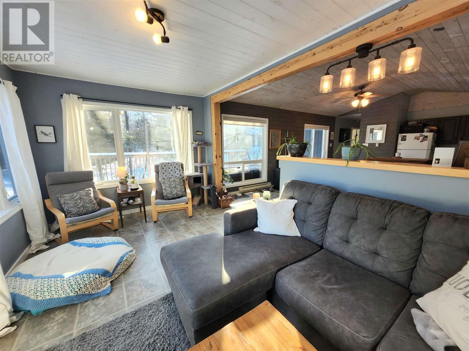 32 Beach Street Property Photo 18