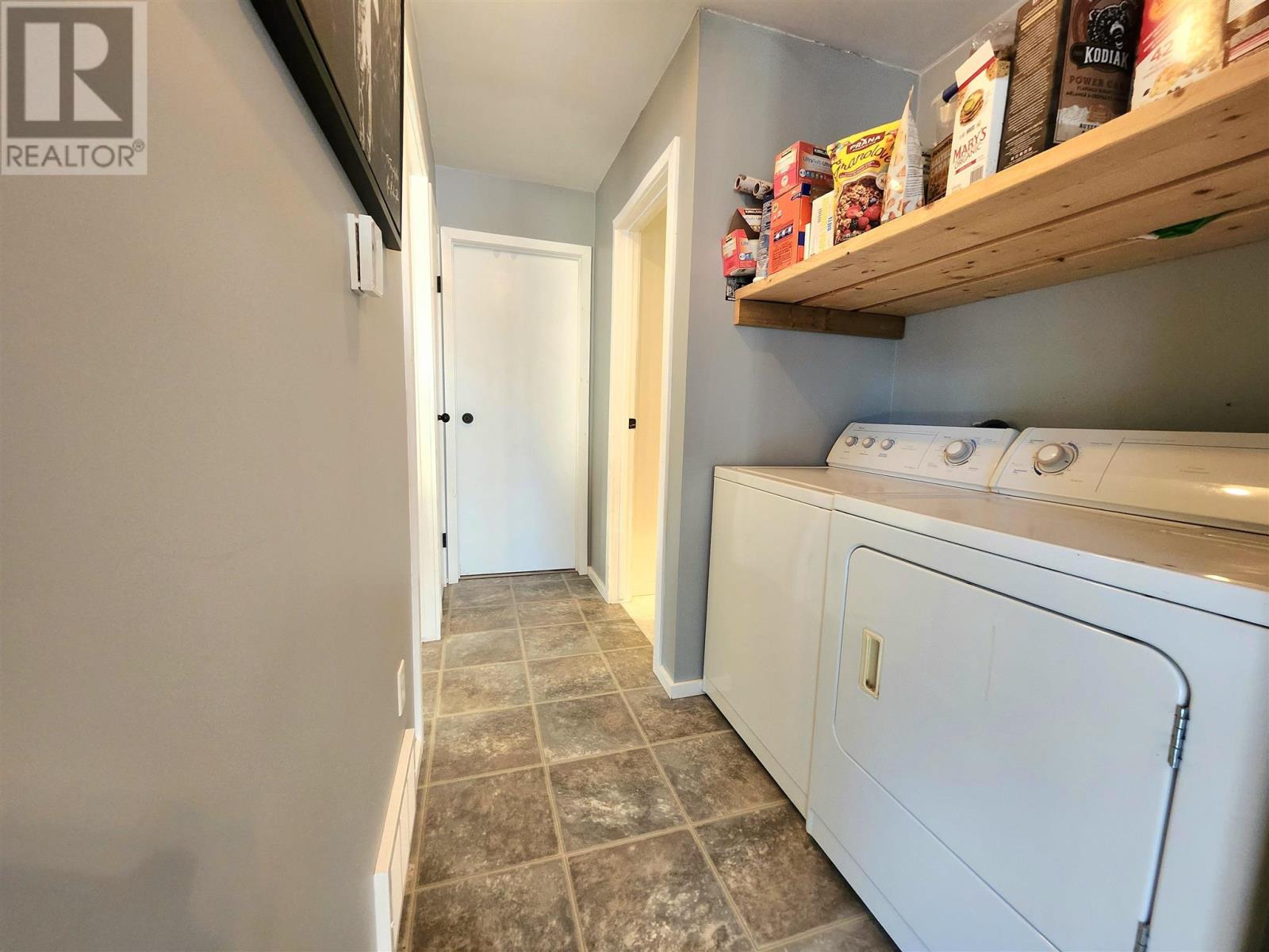 32 Beach Street Property Photo 24