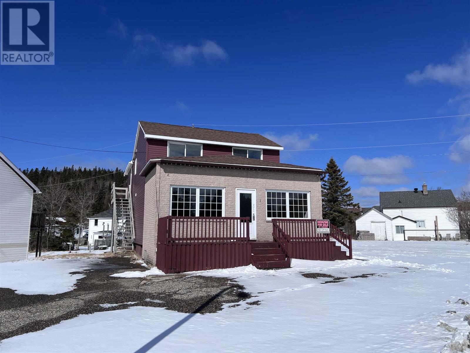 2 Stewart St Property Photo