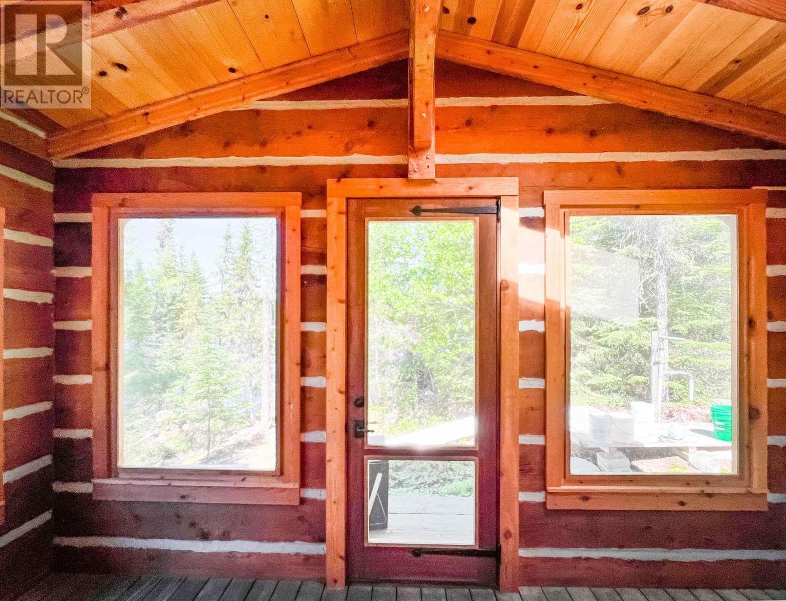 1 Erdmann Island Property Photo 5