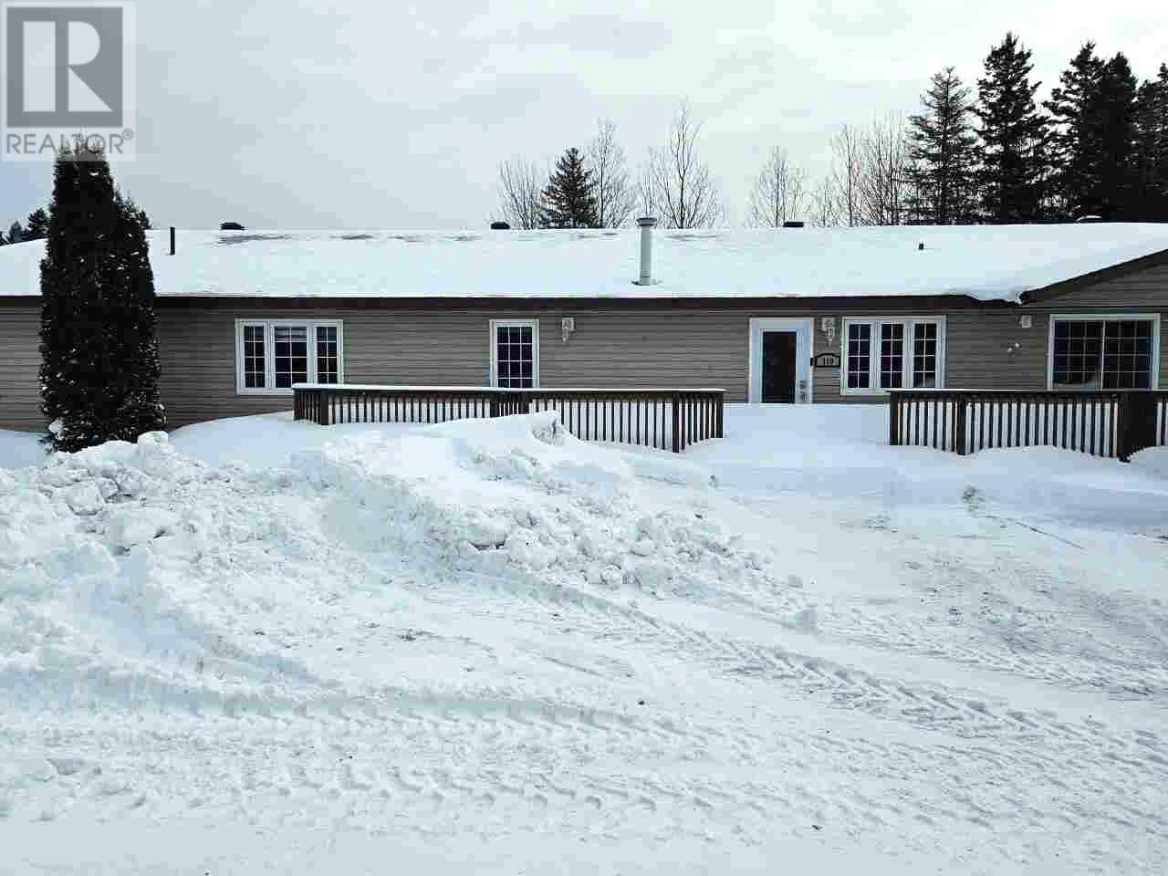 110 Peninsula Road Property Photo 1
