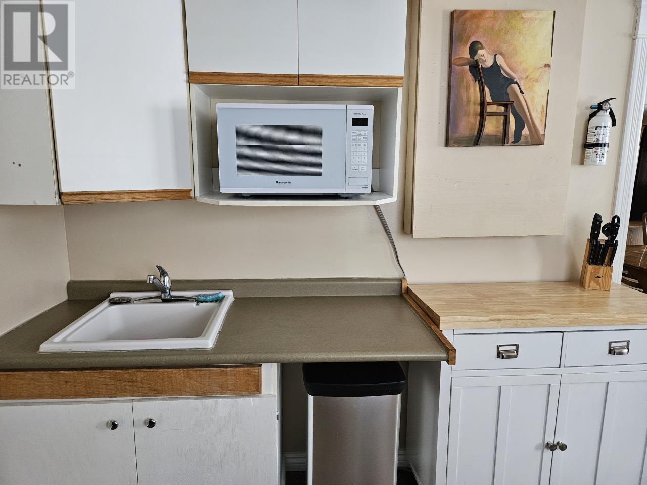 110 Peninsula Road Property Photo 8