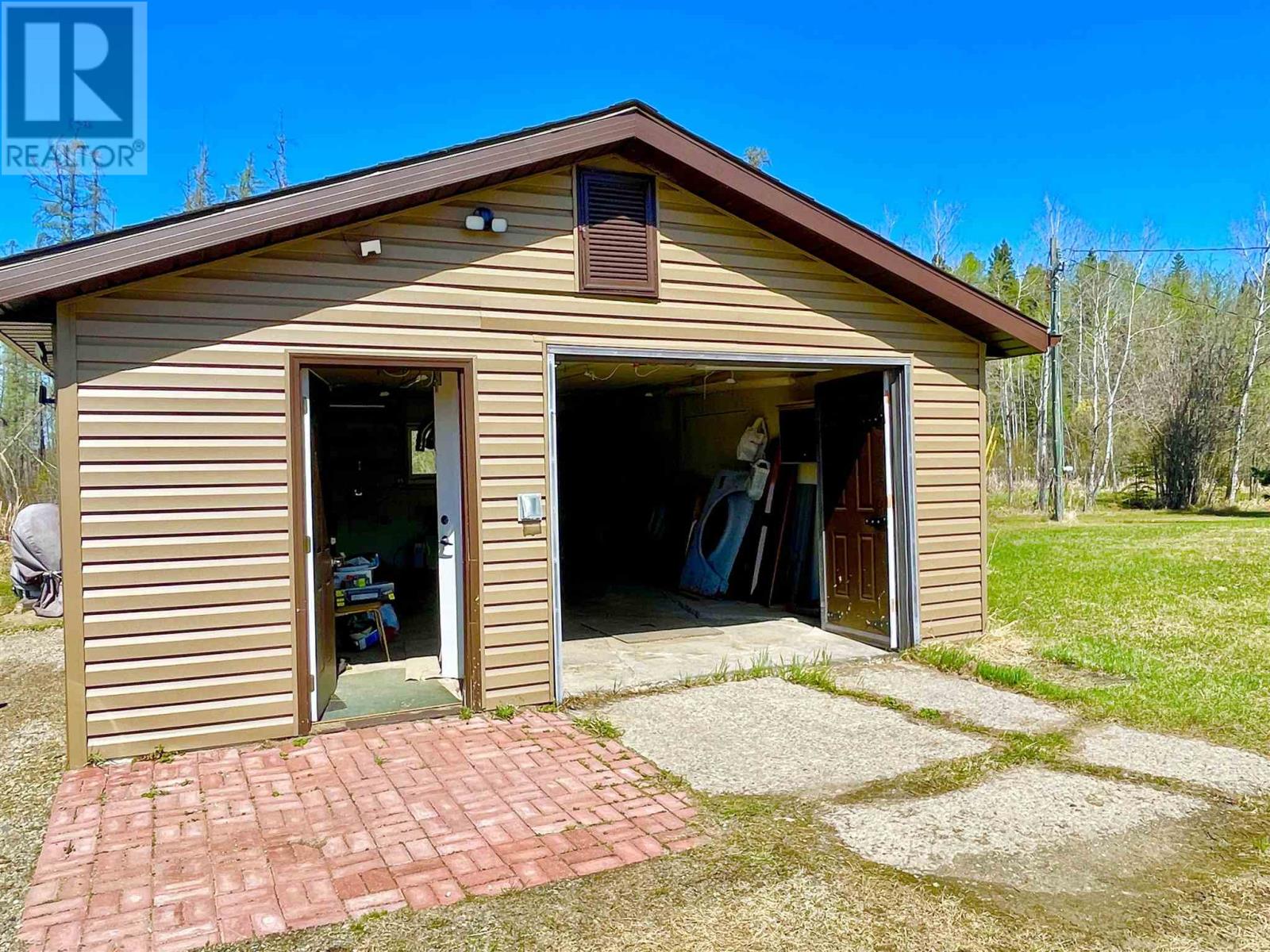 276 Hwy 609 Property Photo 5