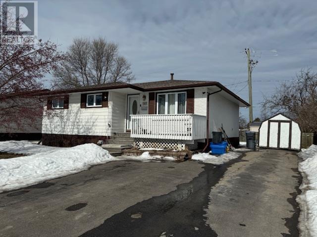 107 Spruce Ct Property Photo