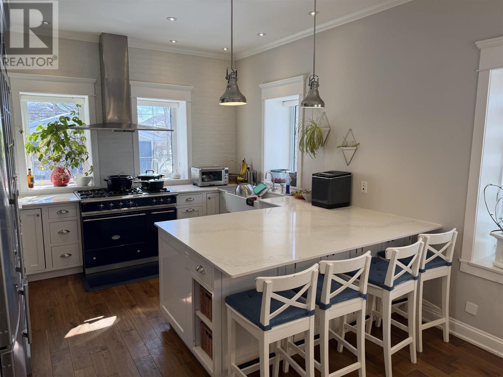 109 King Street Property Photo 13