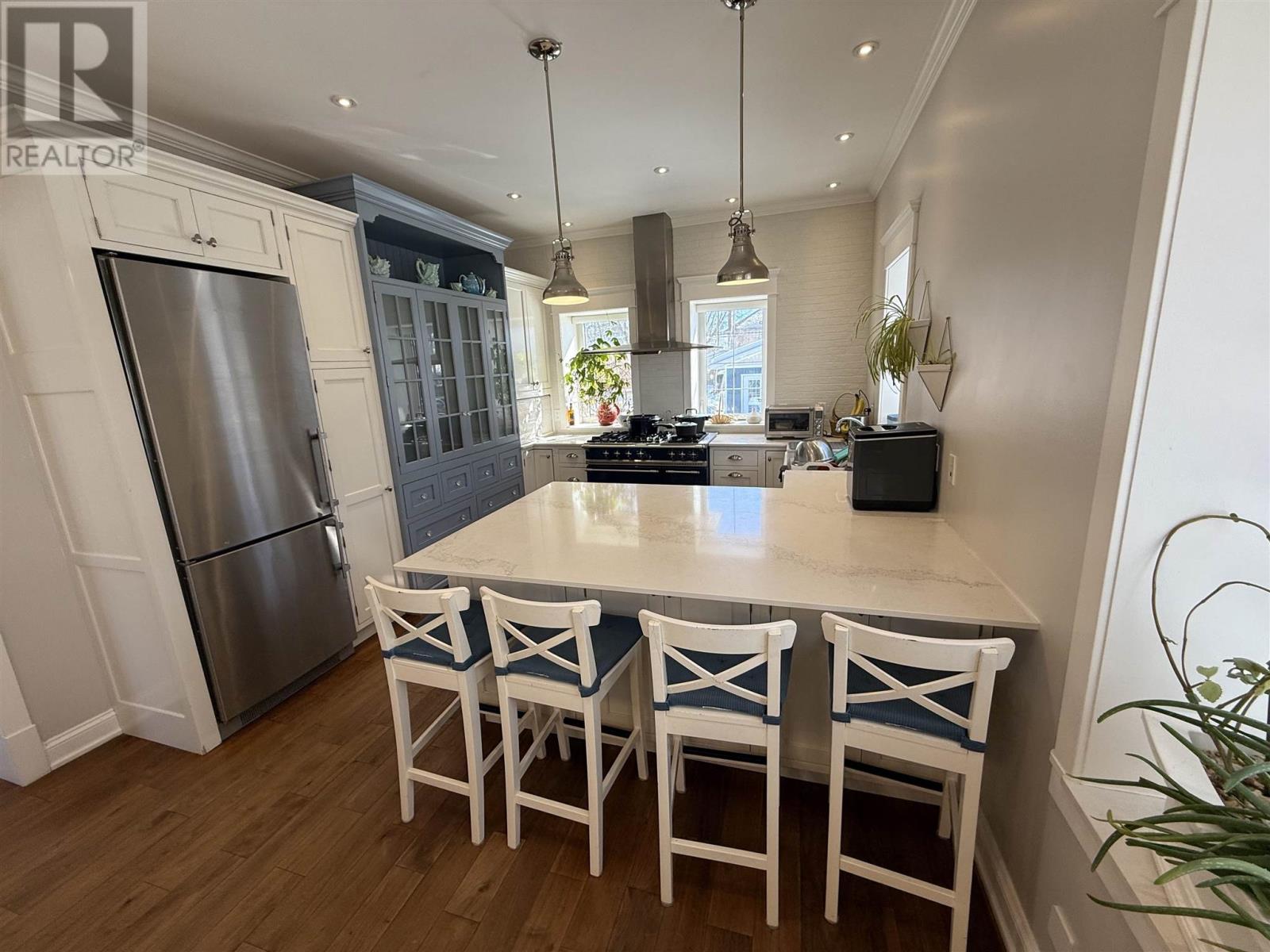 109 King Street Property Photo 14