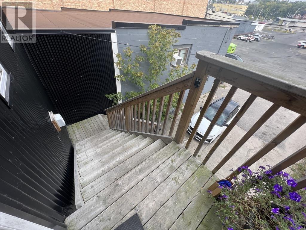 336 Second St Property Photo 27