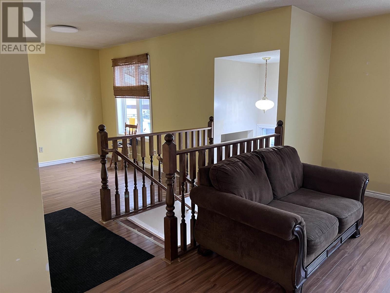 25 Nicolet Dr Property Photo 4
