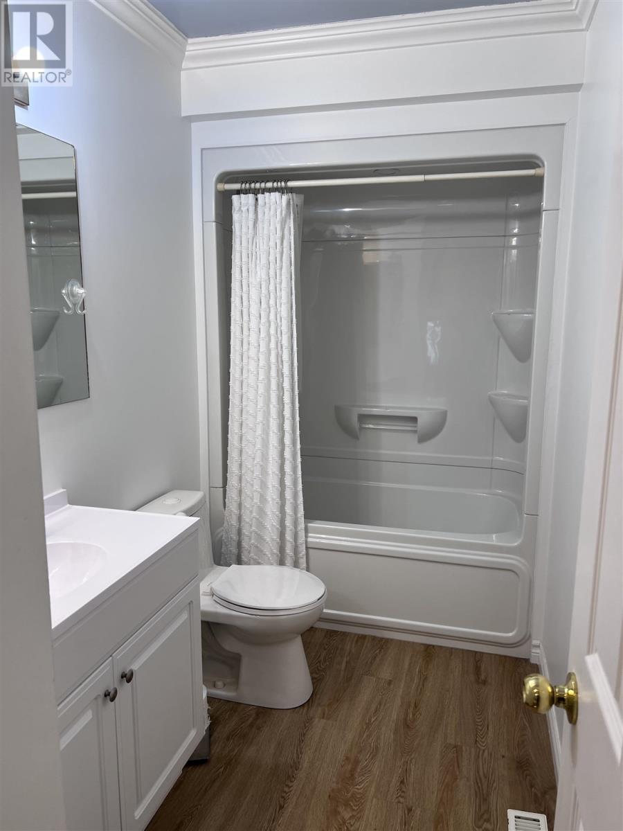 25 Nicolet Dr Property Photo 15