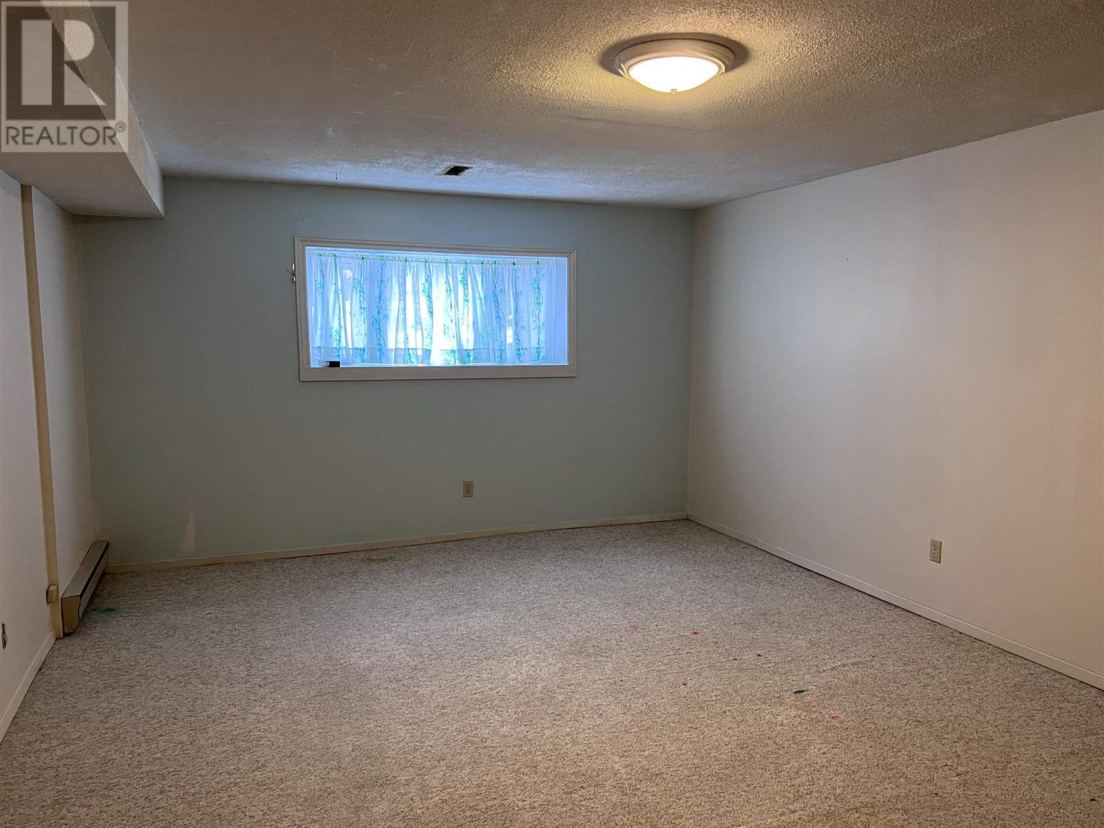 25 Nicolet Dr Property Photo 18