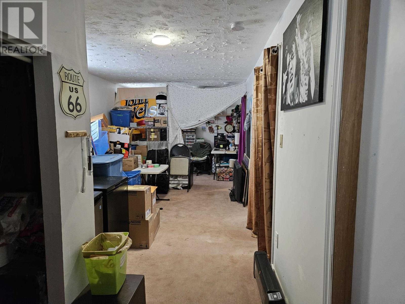4 Fisher Ave Property Photo 15