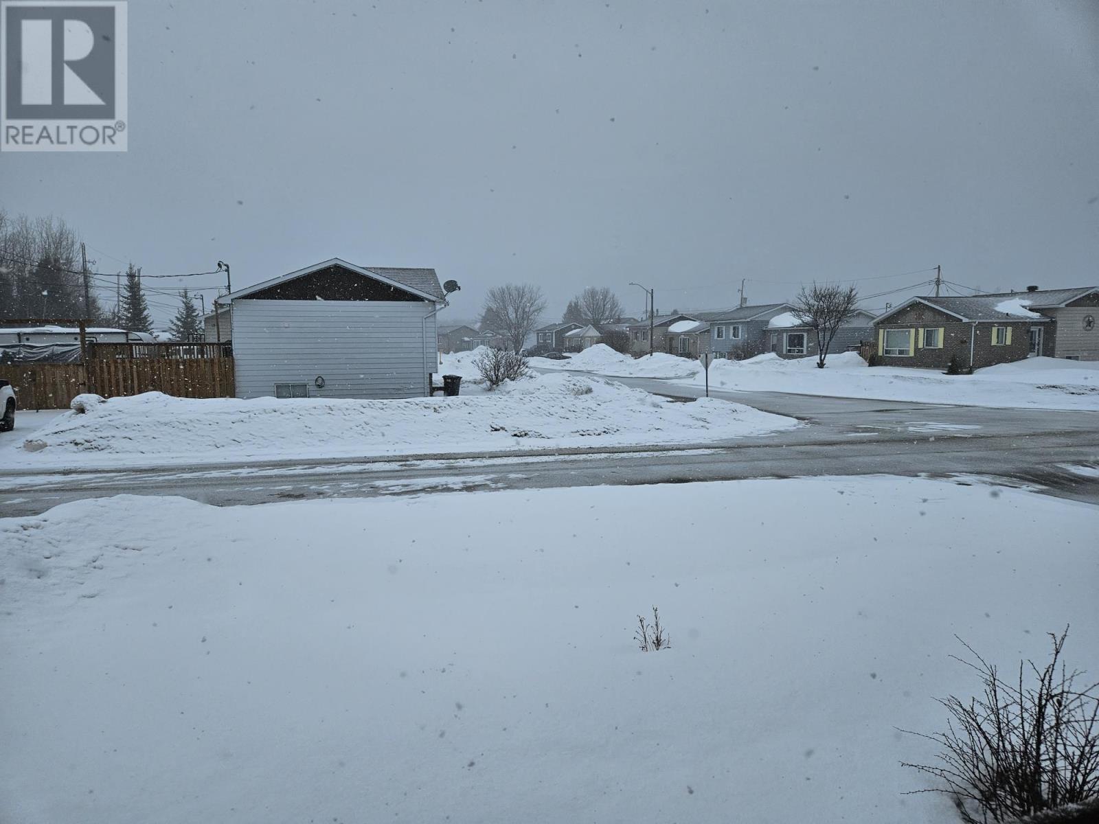 4 Fisher Ave Property Photo 32