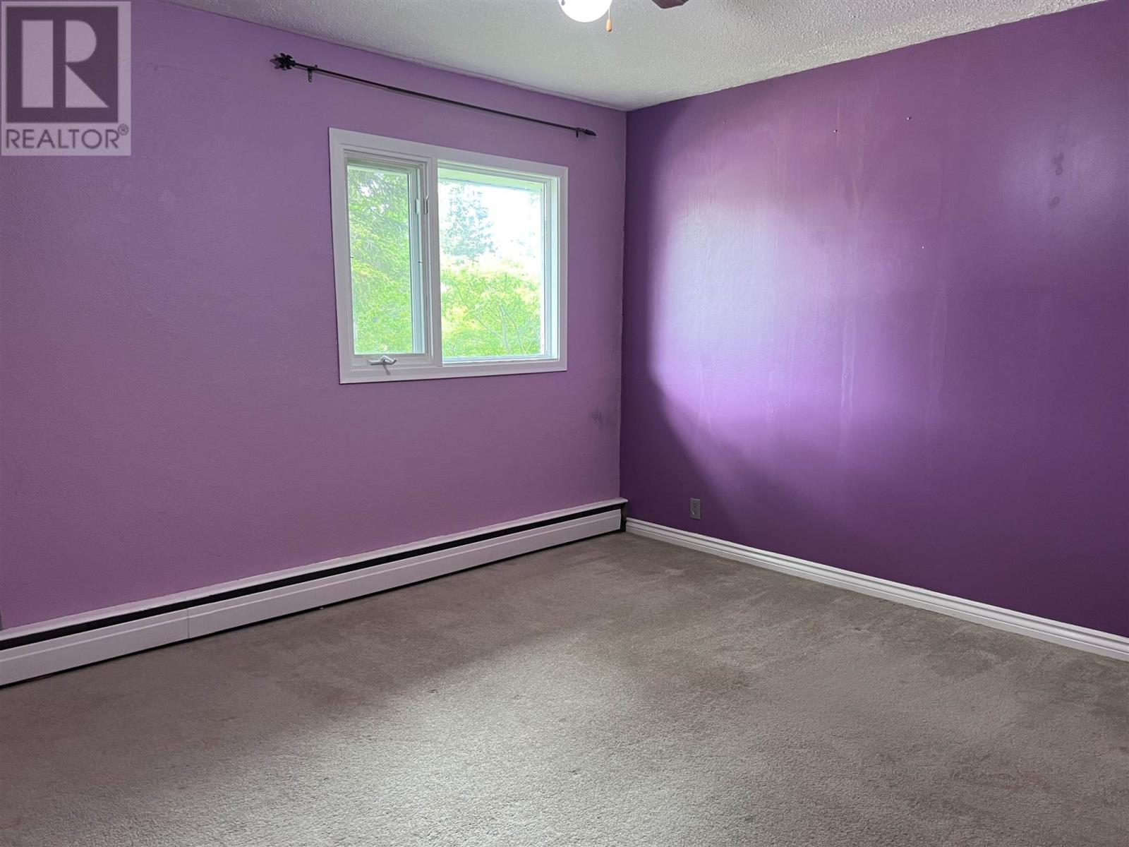 4 Sund Cres Property Photo 16