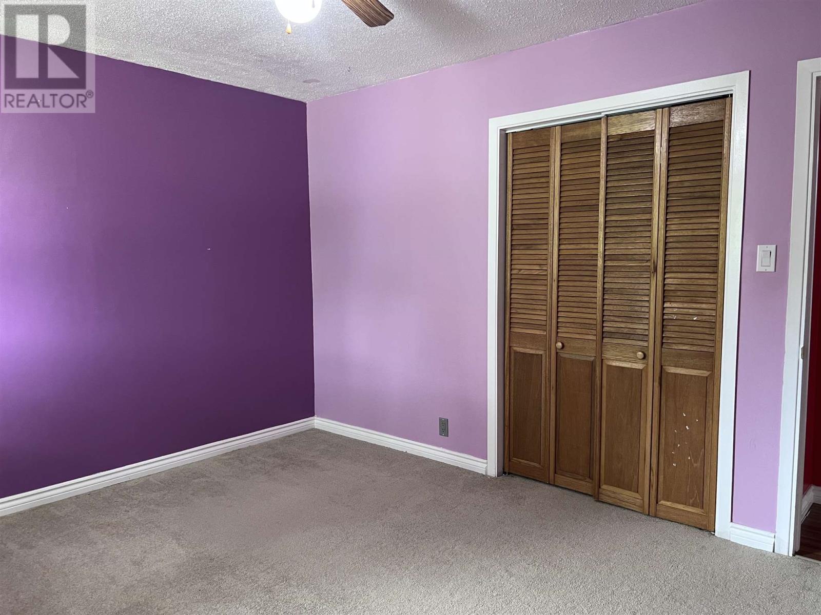 4 Sund Cres Property Photo 18