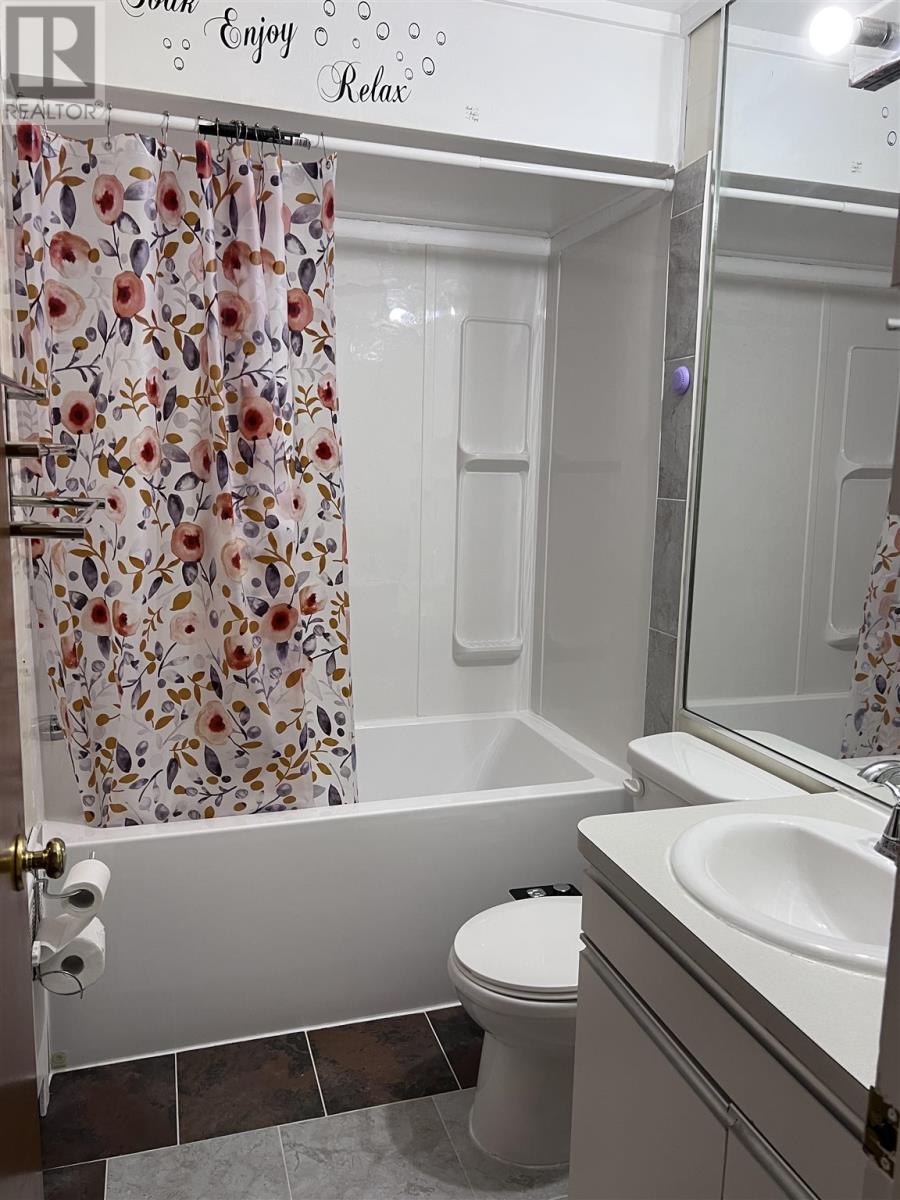 4 Sund Cres Property Photo 23