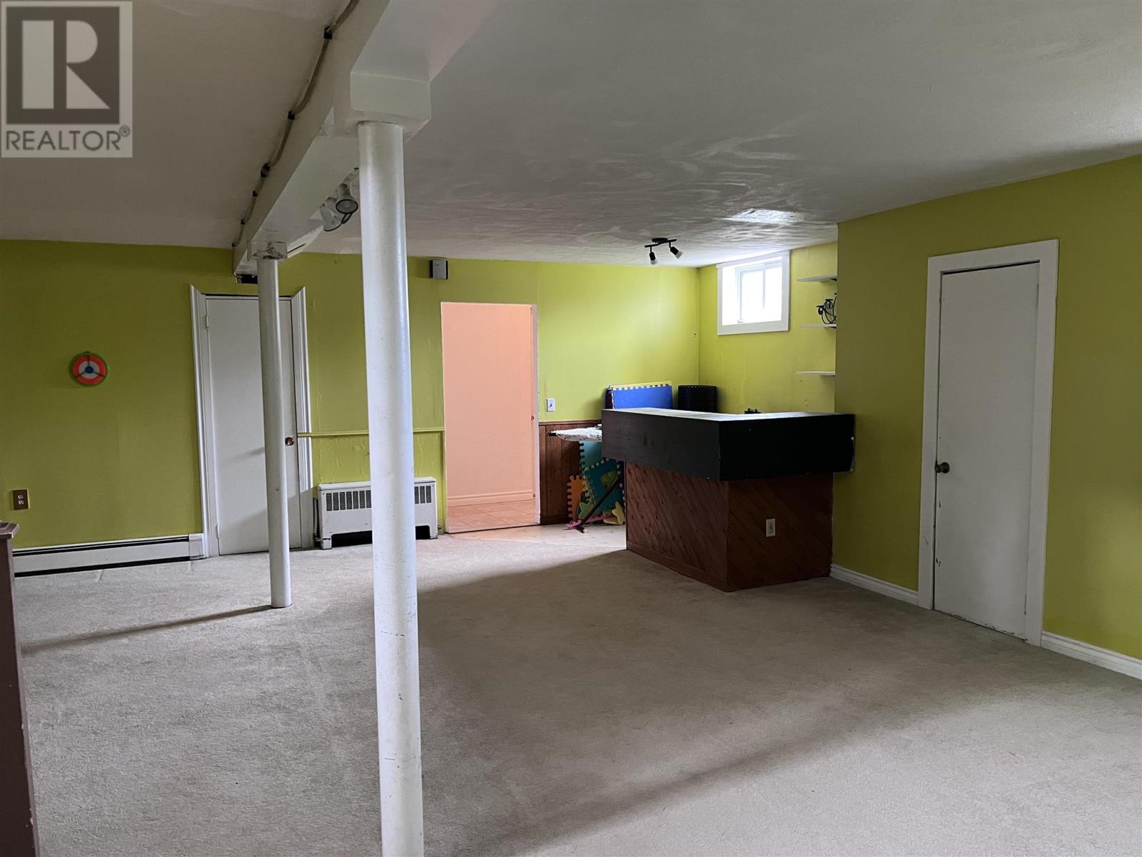 4 Sund Cres Property Photo 30