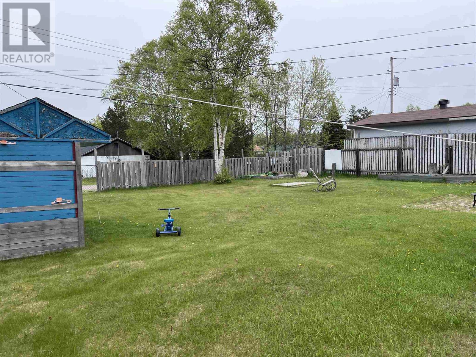 4 Sund Cres Property Photo 44