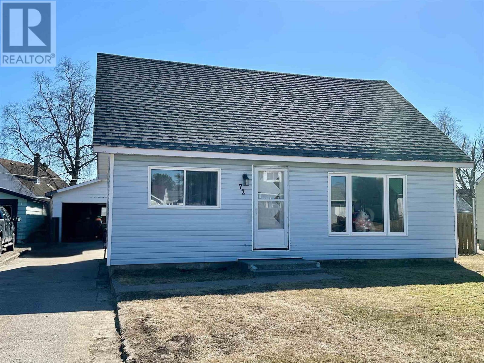 72 Hudson Dr Property Photo 1