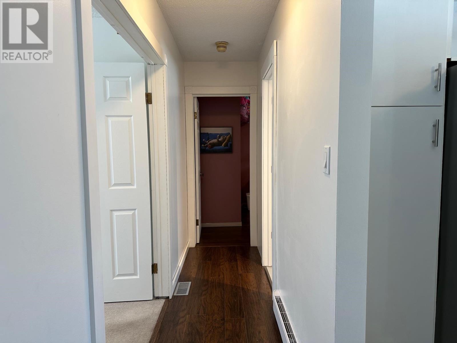 56 East Grove Cres Property Photo 12