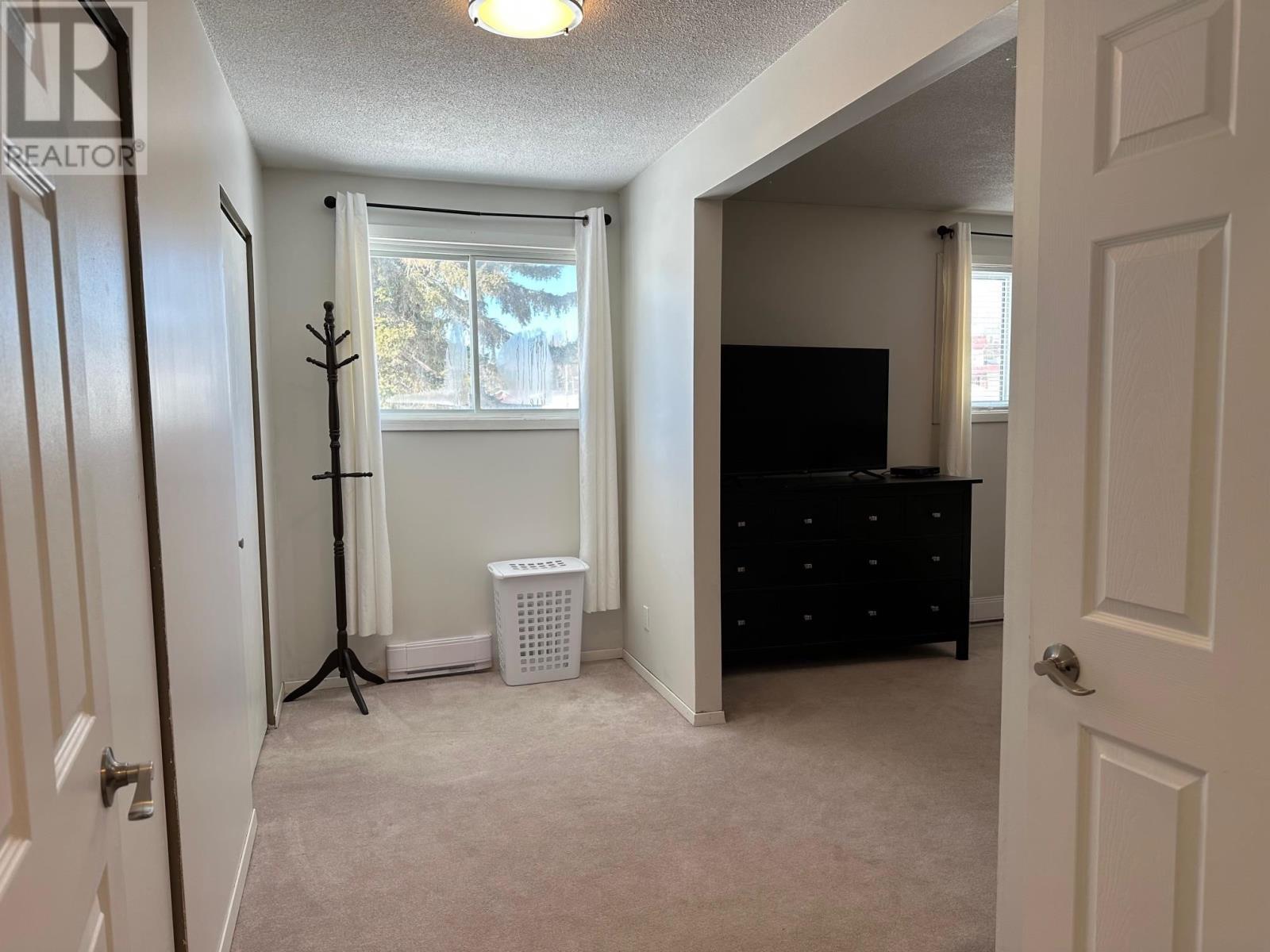 56 East Grove Cres Property Photo 13