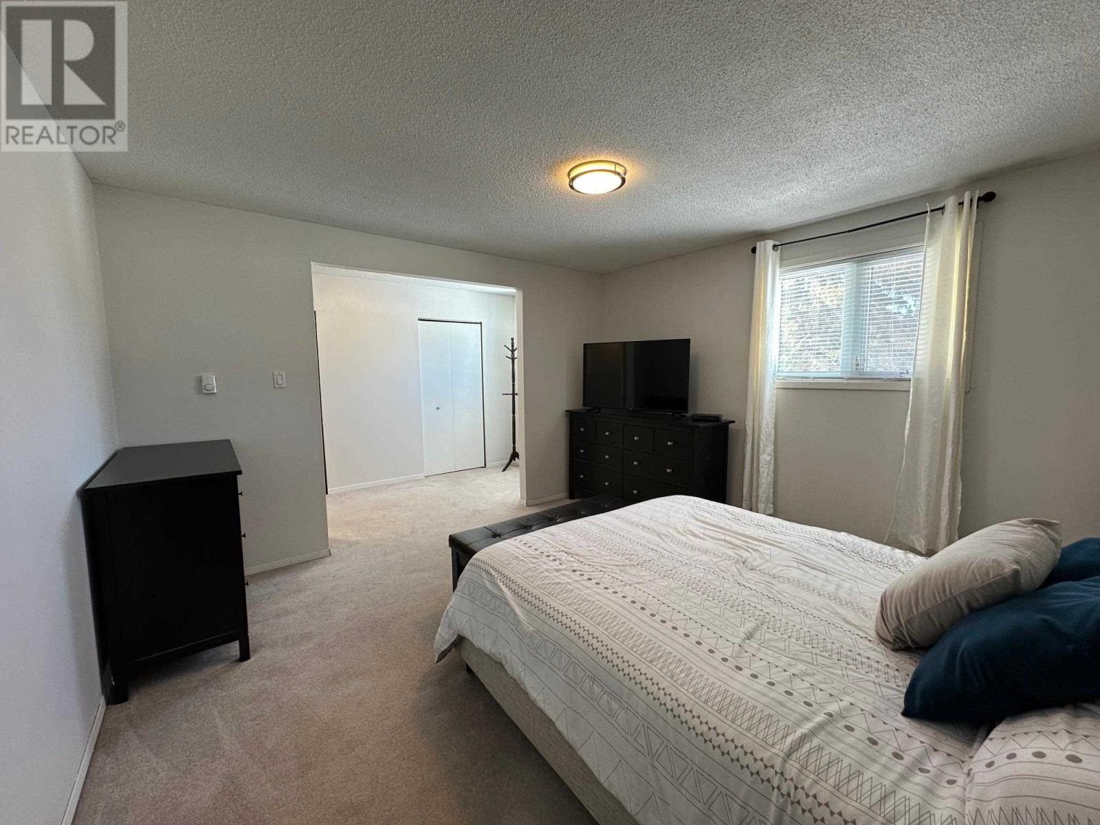 56 East Grove Cres Property Photo 17