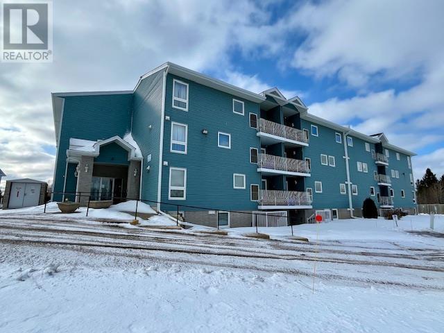 413 800 Gordon St Property Photo 1