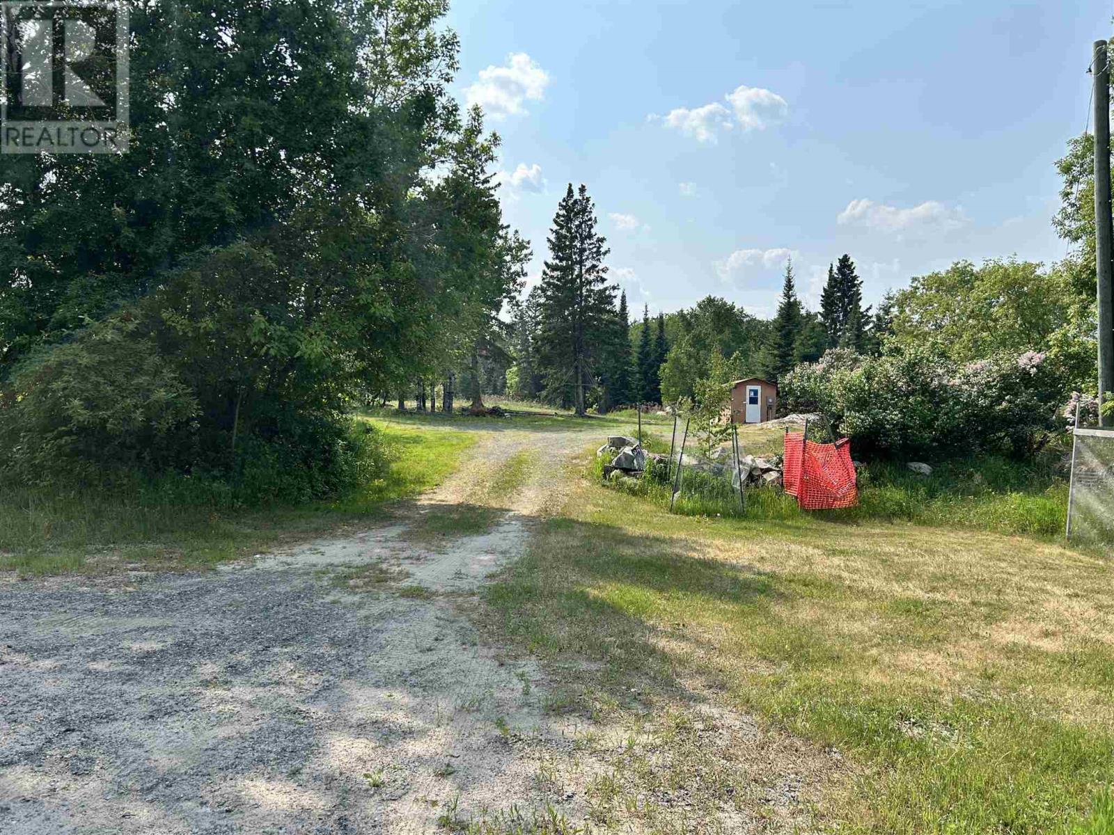 436 Mellick Ave Property Photo 2