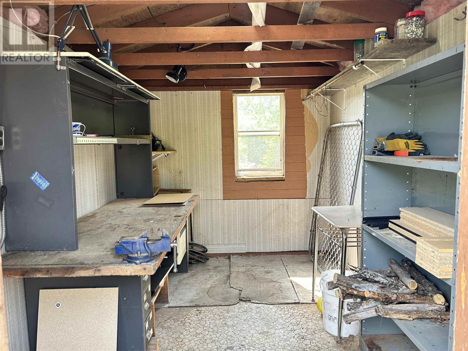 436 Mellick Ave Property Photo 14