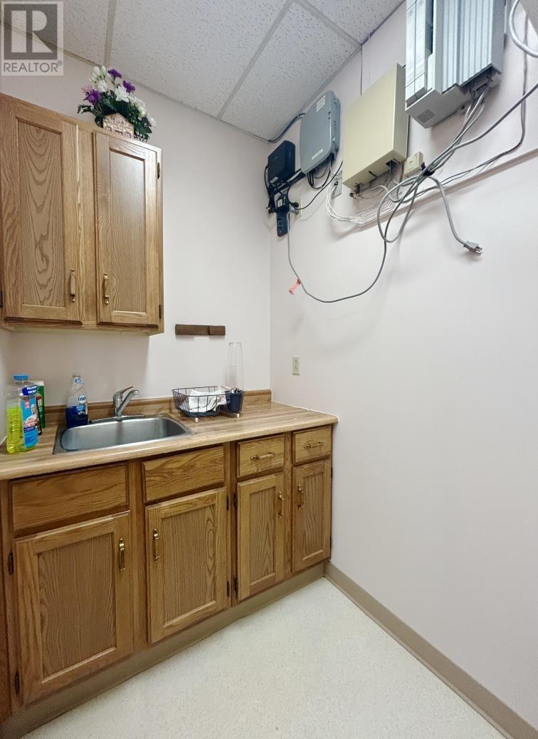 250 Scott Street Property Photo 11
