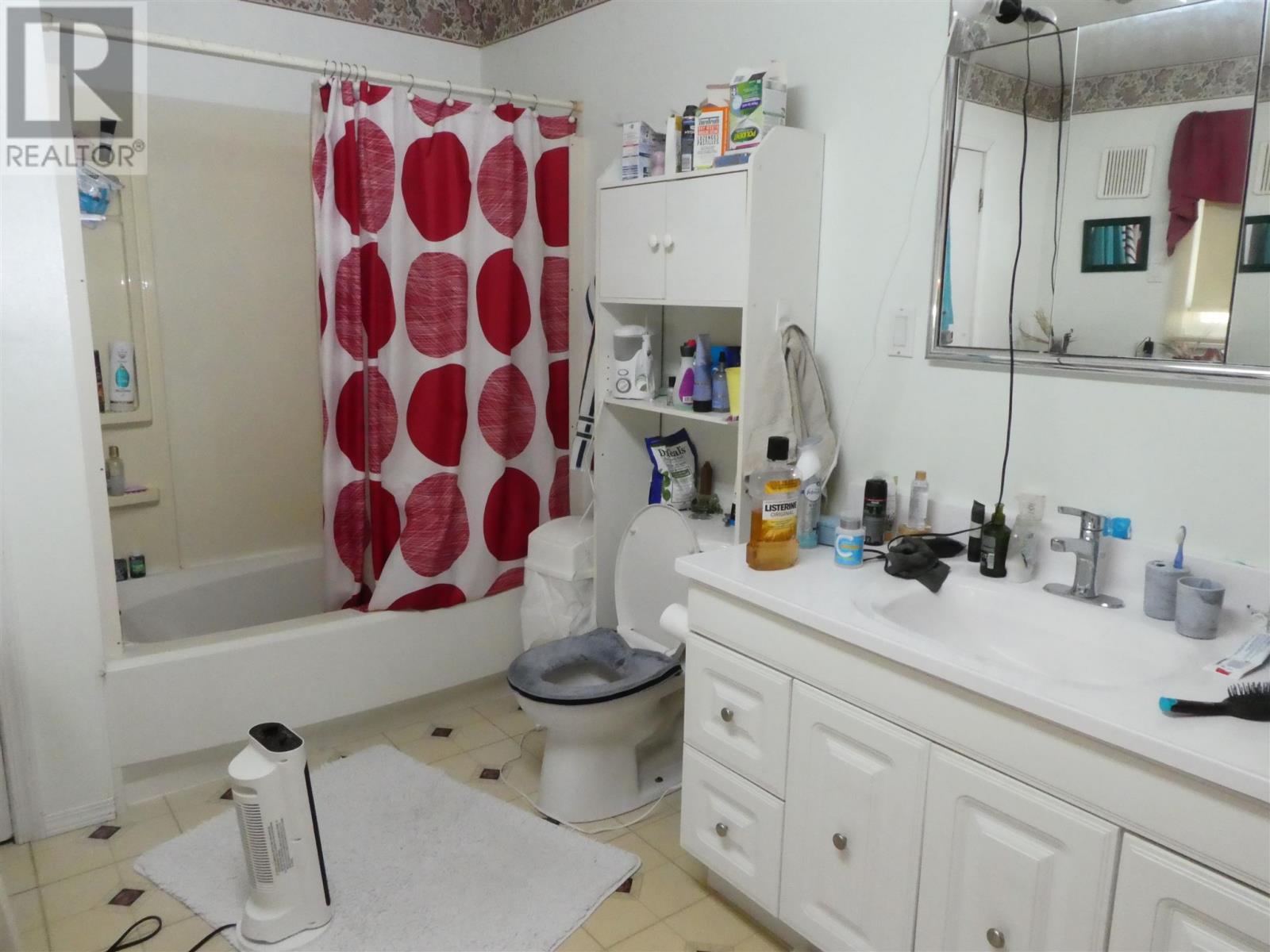 328 Ball Park Cres Property Photo 9