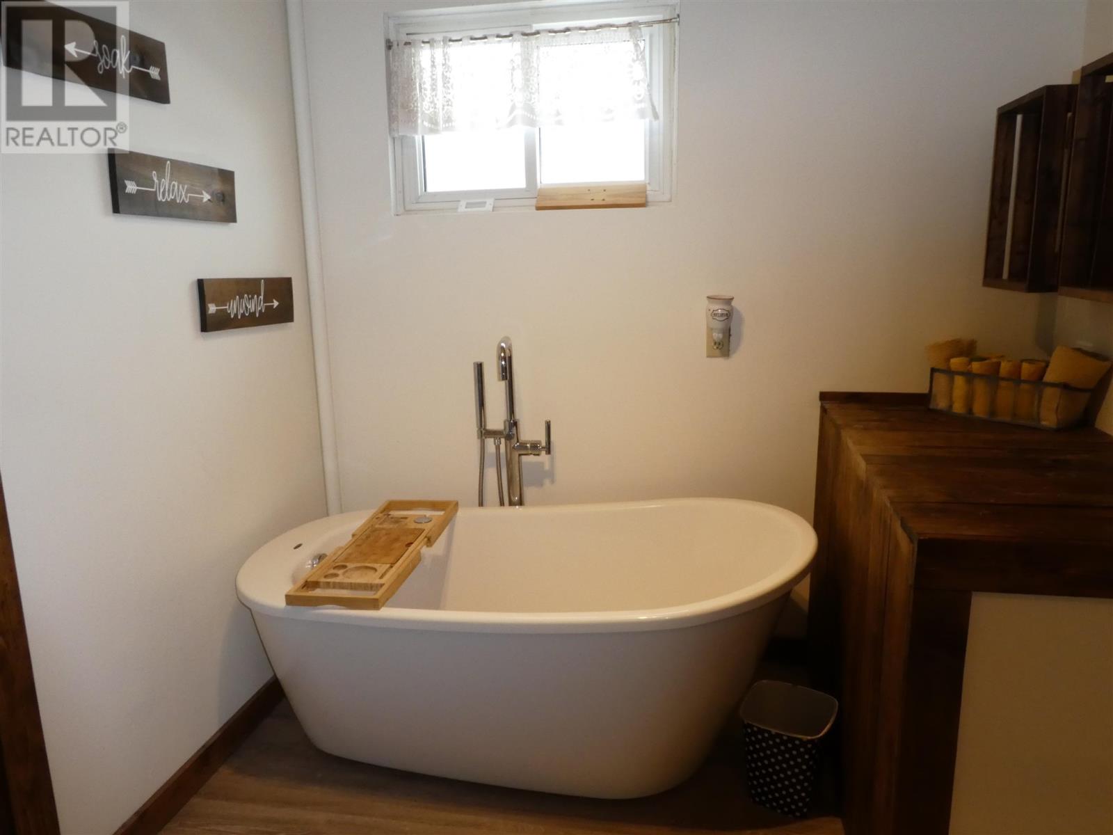 150 Dieppe Rd Property Photo 10