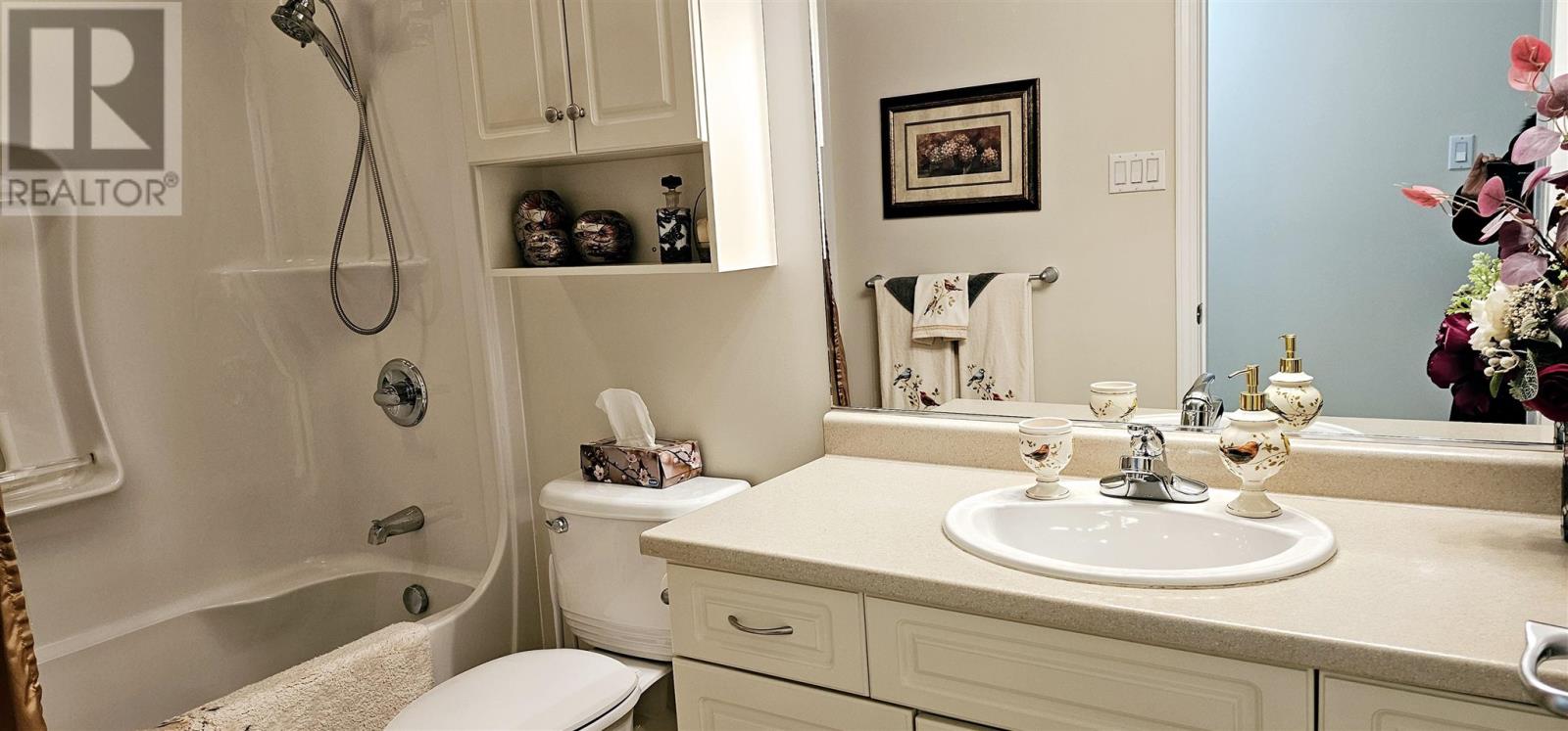 407 31 Martha St Property Photo 10