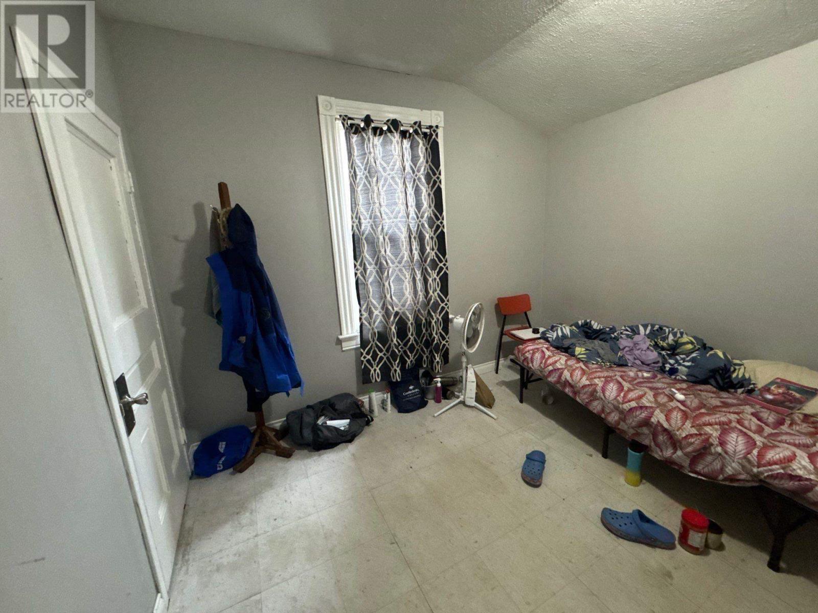 404 Ambrose St Property Photo 11