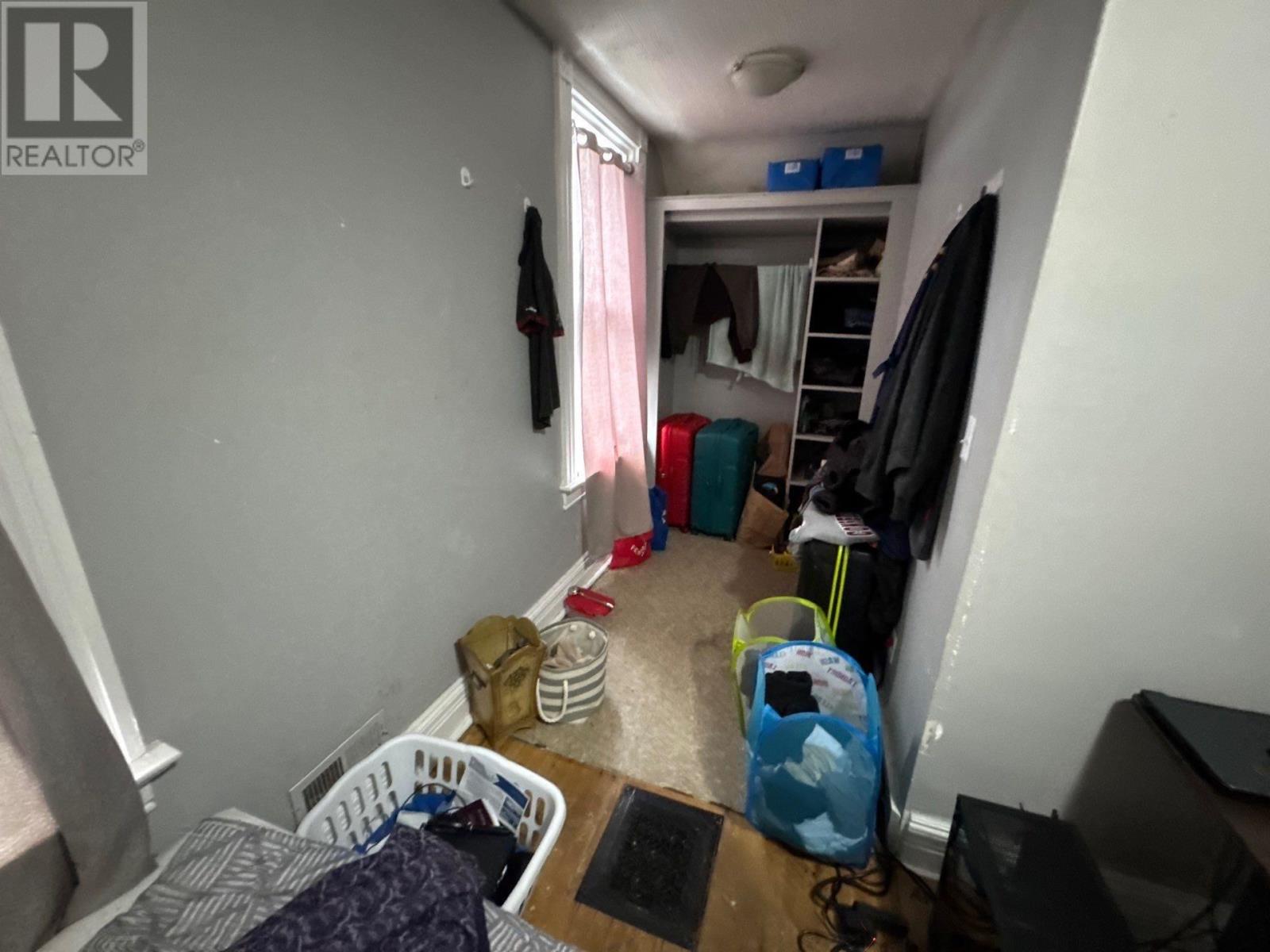 404 Ambrose St Property Photo 23