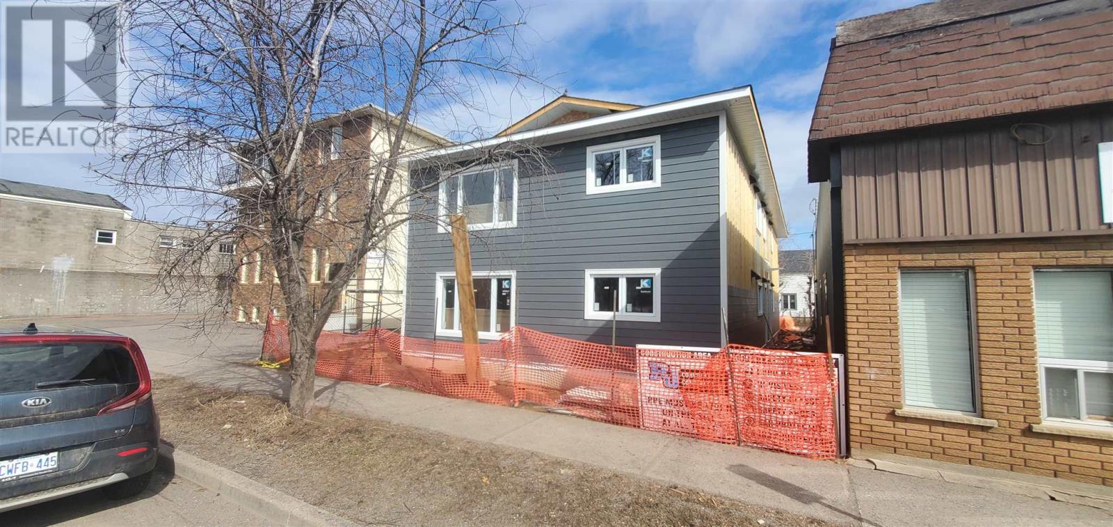 1305 Victoria Ave E Property Photo 2