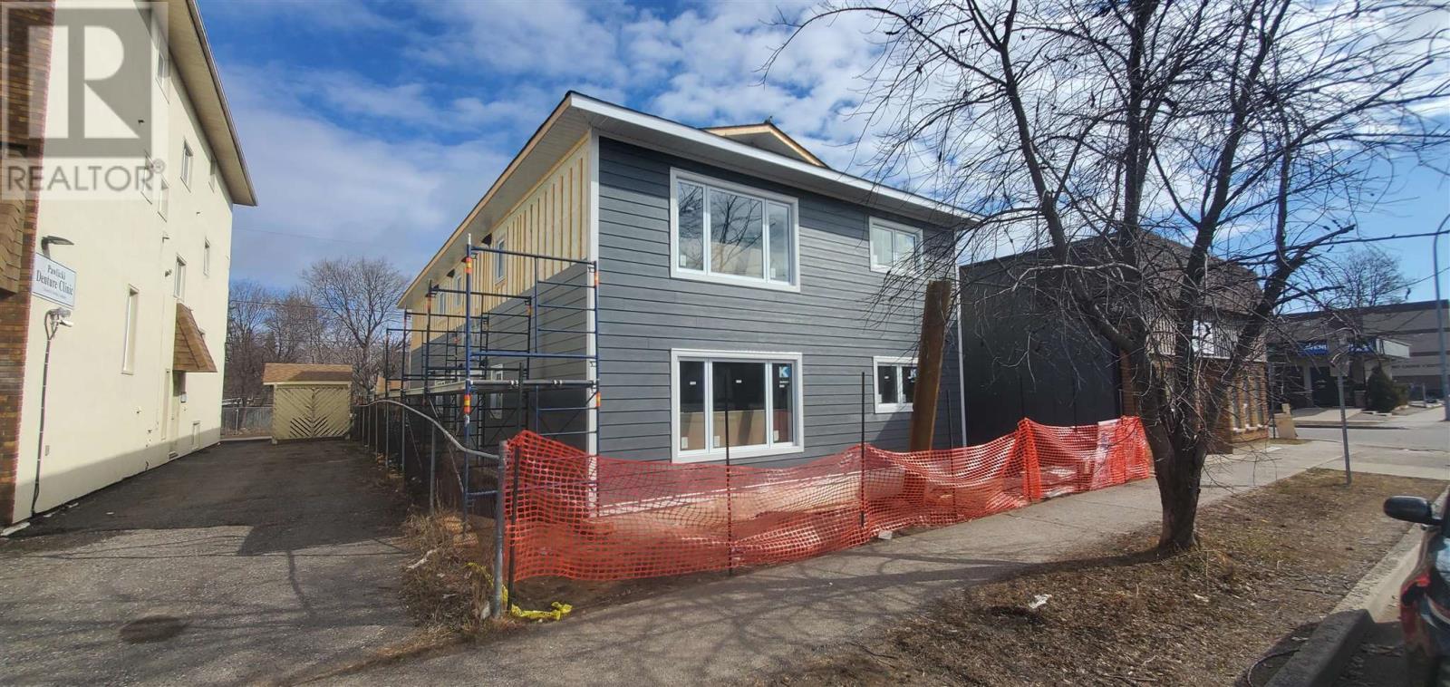 1305 Victoria Ave E Property Photo 3