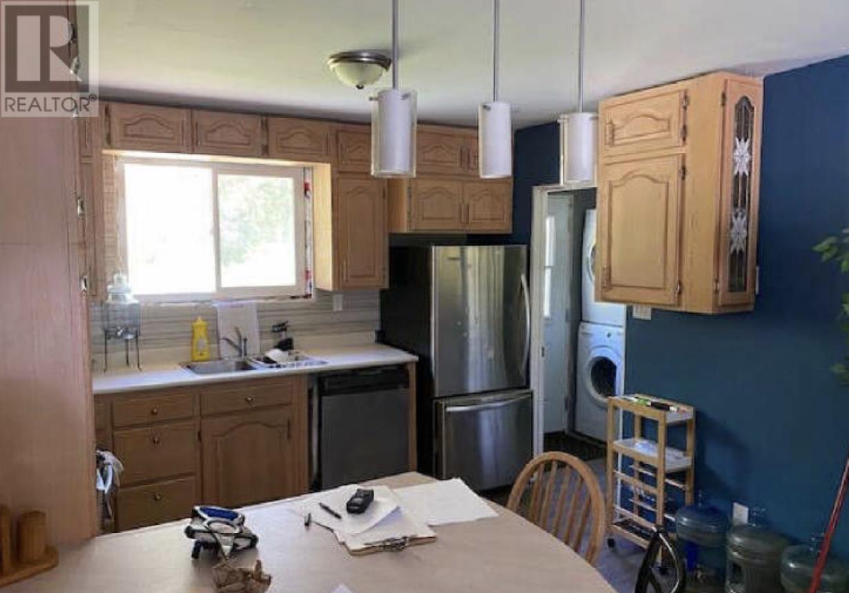 348 Ware Rd Property Photo 5