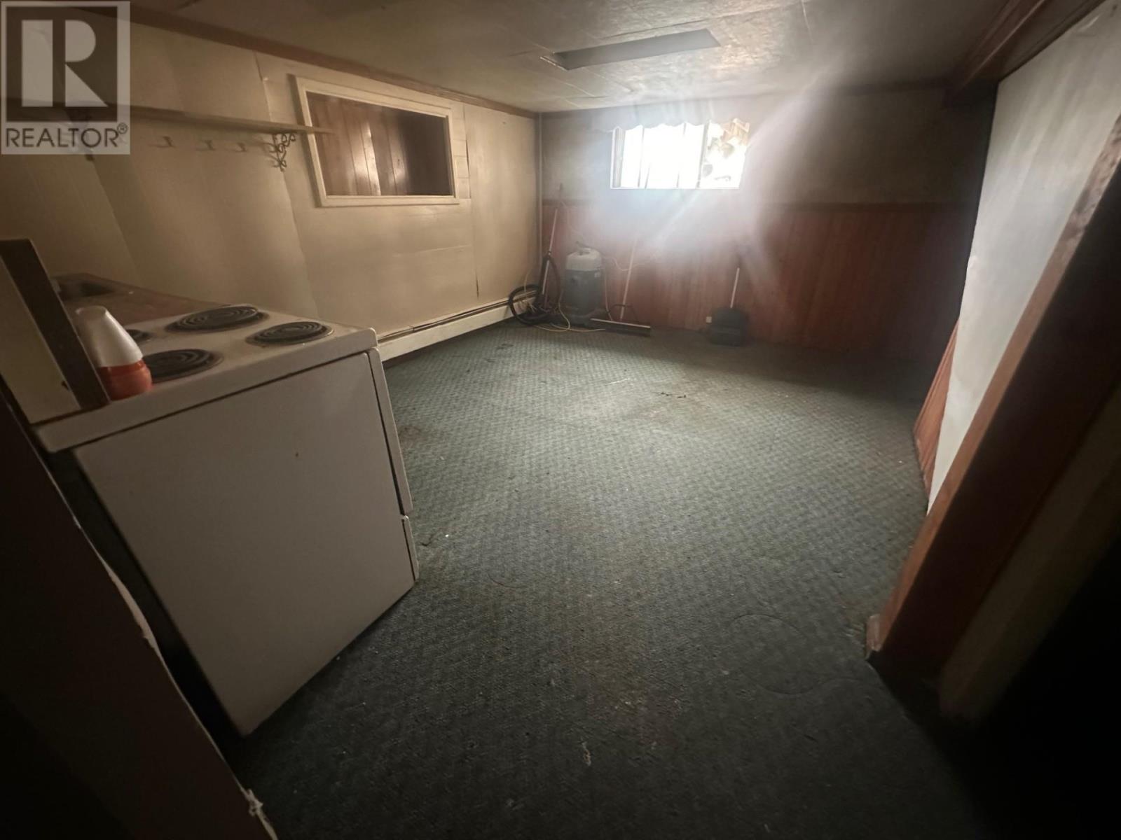 335 Heron St Property Photo 7