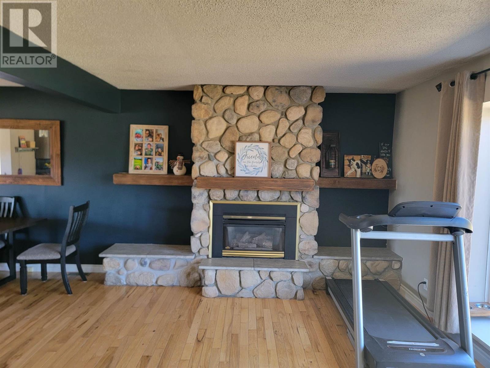 19284 Hwy 613 N Property Photo 5