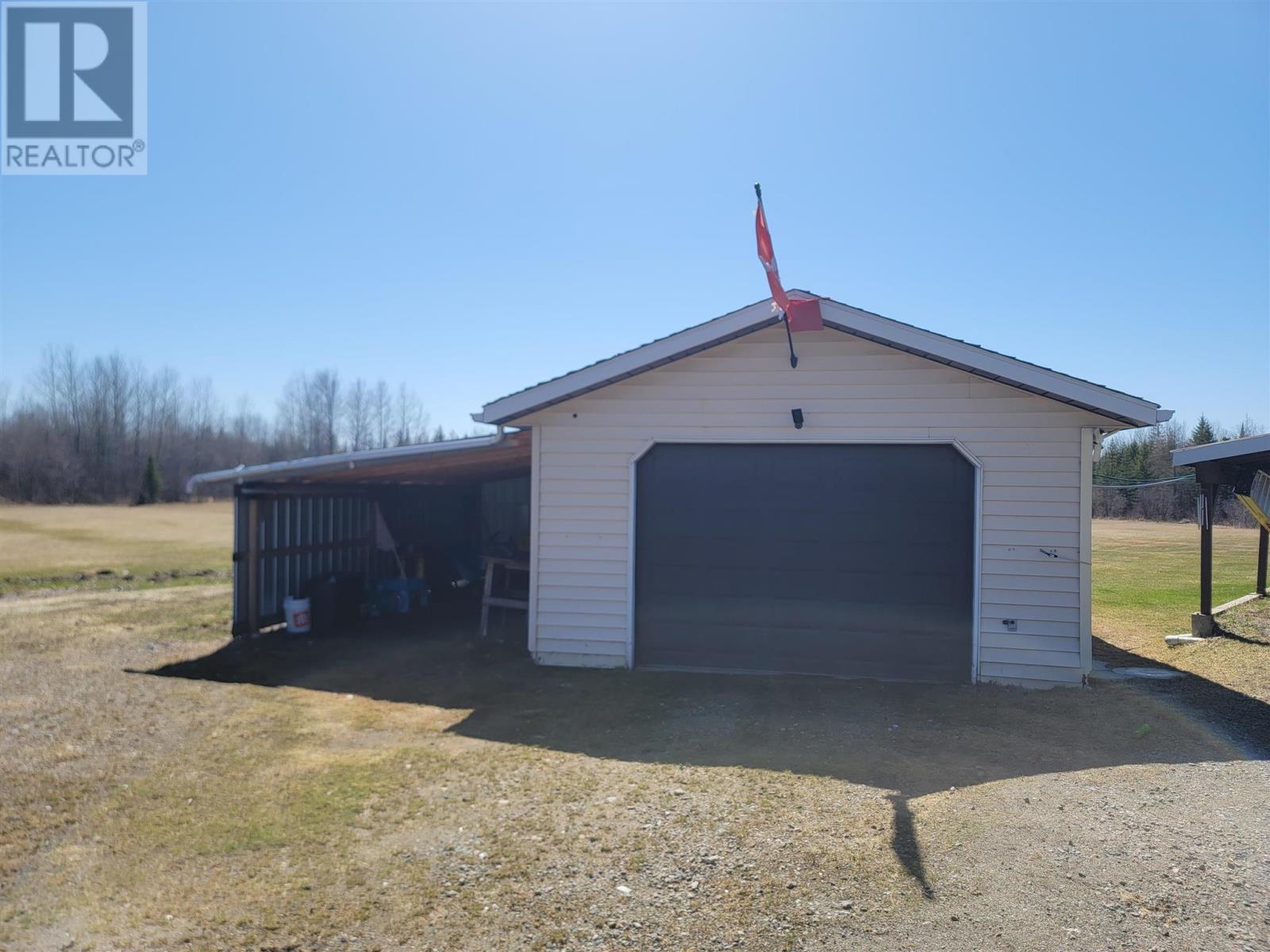 19284 Hwy 613 N Property Photo 24