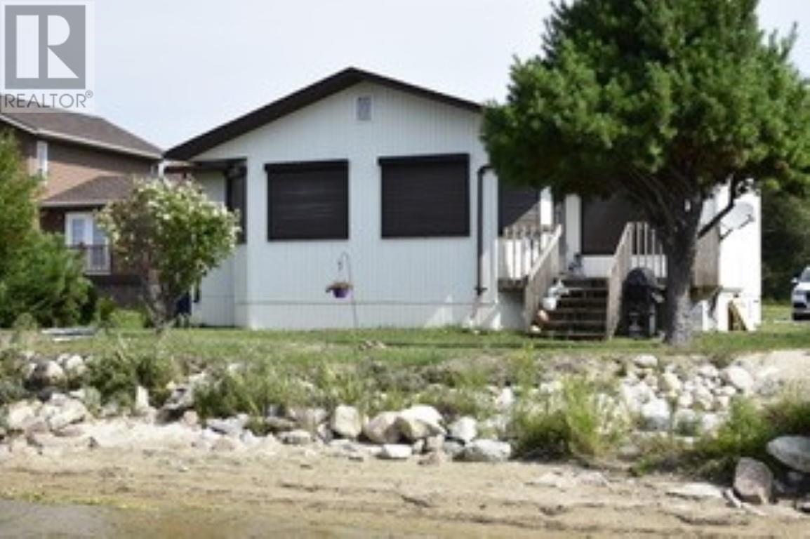 224 Lakeshore DR Property Photo 1