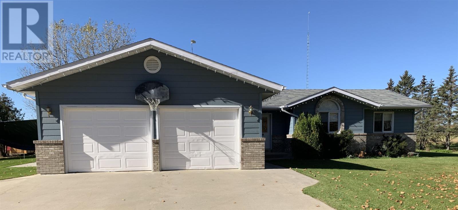 987 Redford Rd Property Photo 1