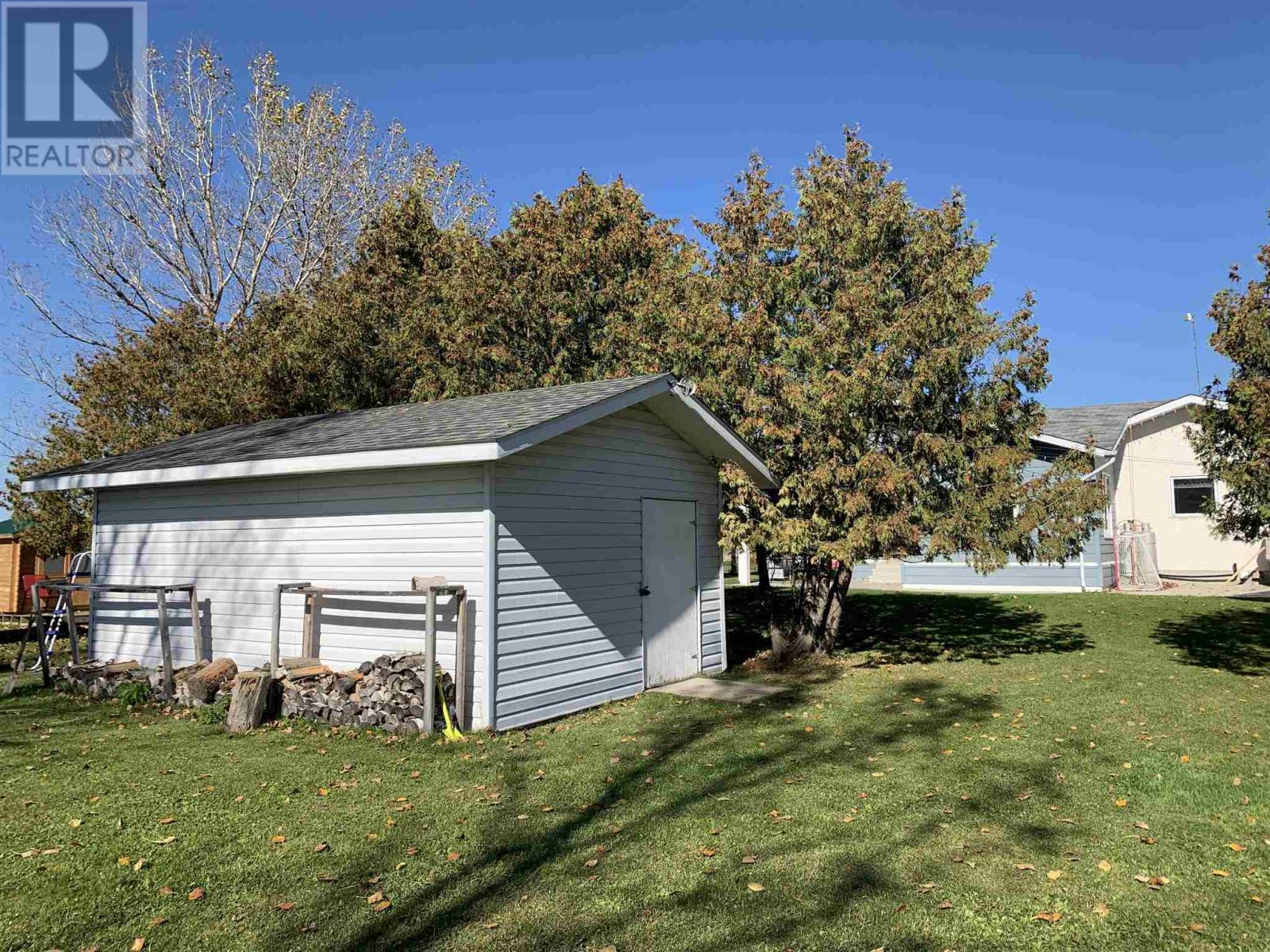 987 Redford Rd Property Photo 38