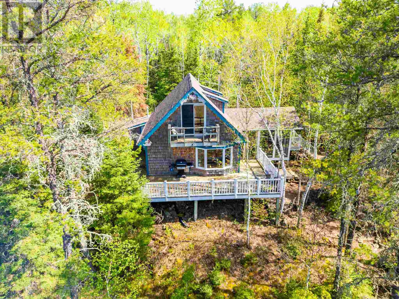 K8334 Shoal Lake Road Electron Lake Property Photo 1