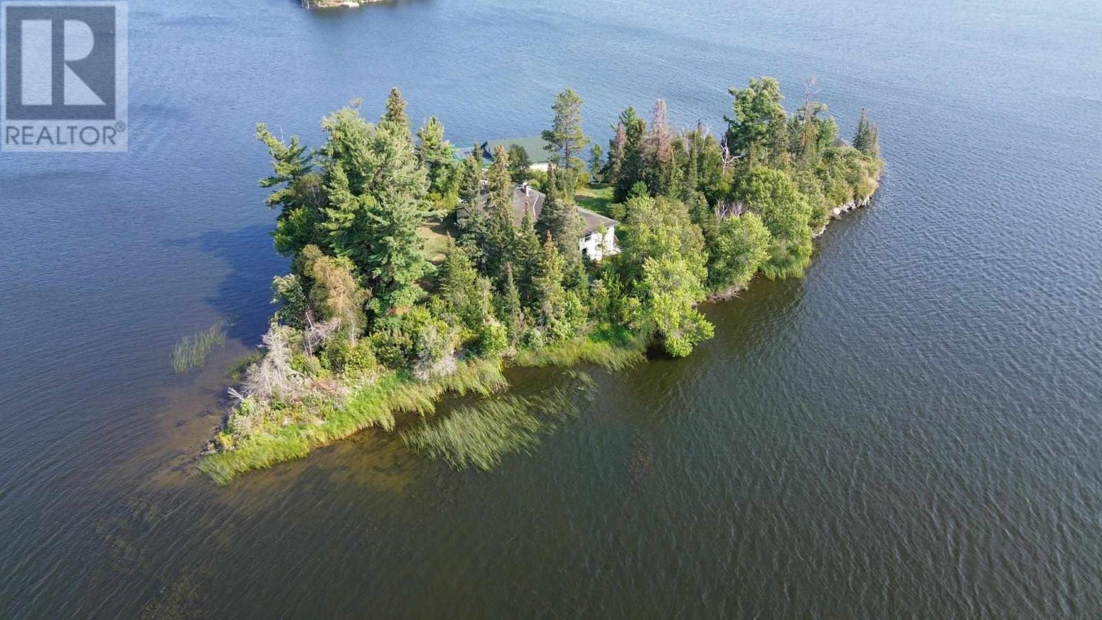 363p Brightwater Island, Lake Of The Woods Property Photo 4