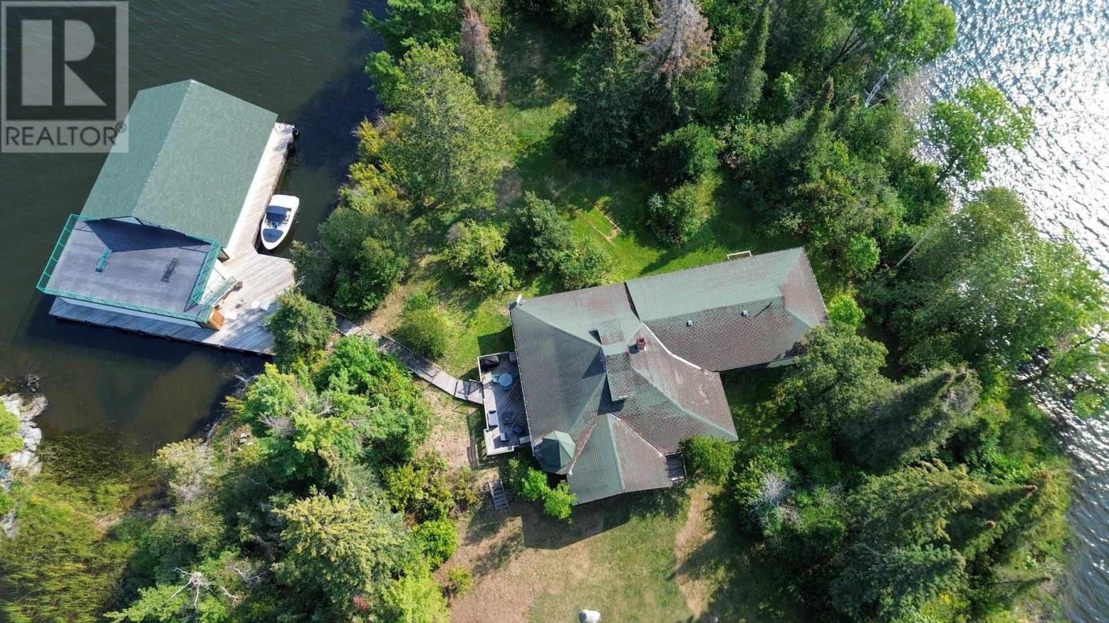 363p Brightwater Island, Lake Of The Woods Property Photo 8