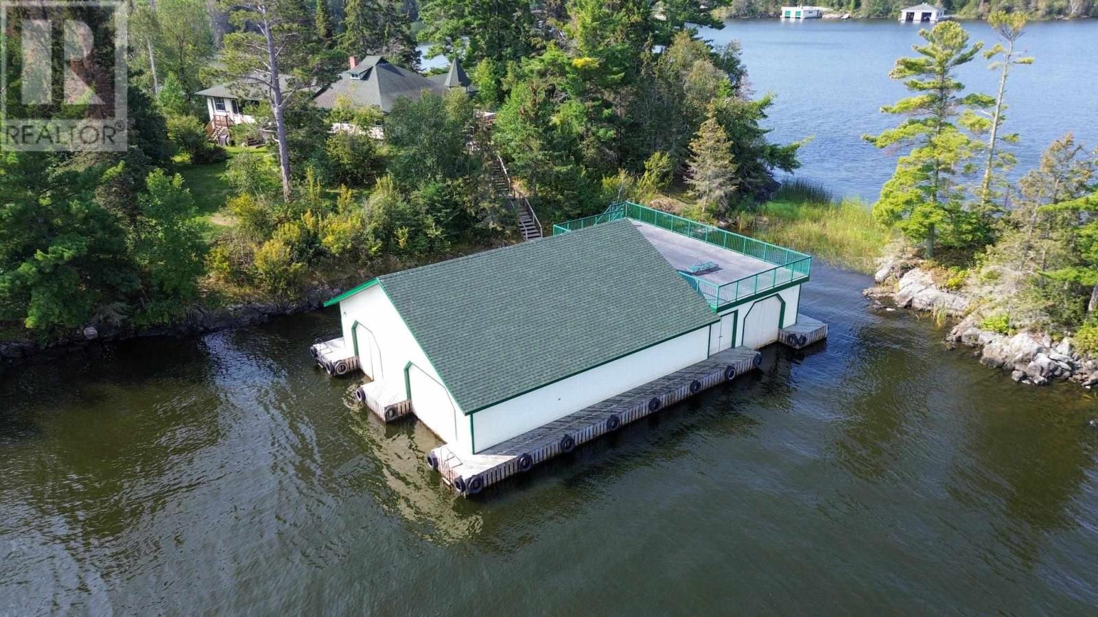 363p Brightwater Island, Lake Of The Woods Property Photo 9