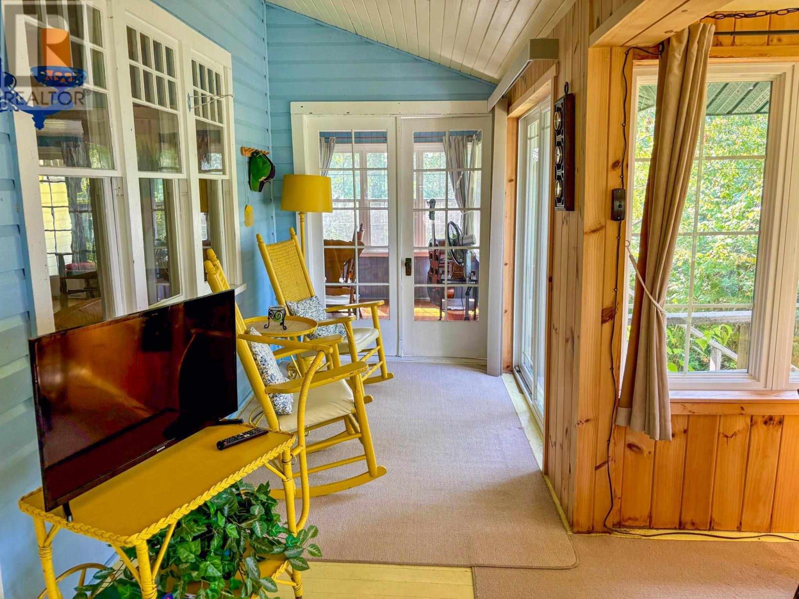 363p Brightwater Island, Lake Of The Woods Property Photo 24